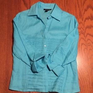 Tracy M Linen button up top in Aqua Blue color!